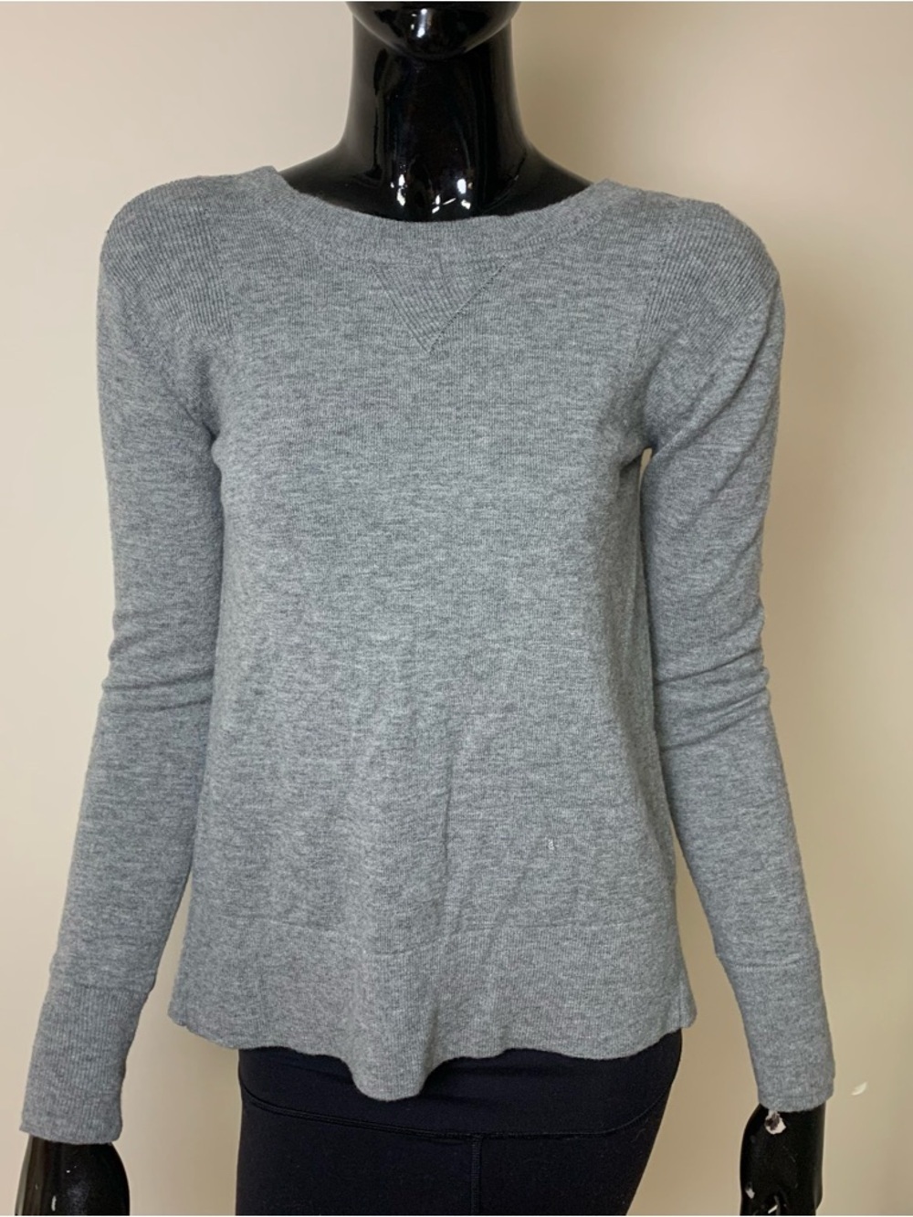 Lululemon Sunset Savasana Pullover Size 2 Heathered Grey Merino Wool Cross-Back